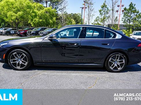 Used 2024 BMW i5 eDrive40i image 7