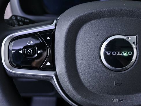 New 2026 Volvo XC90 B5 Plus w/ Protection Package image 10