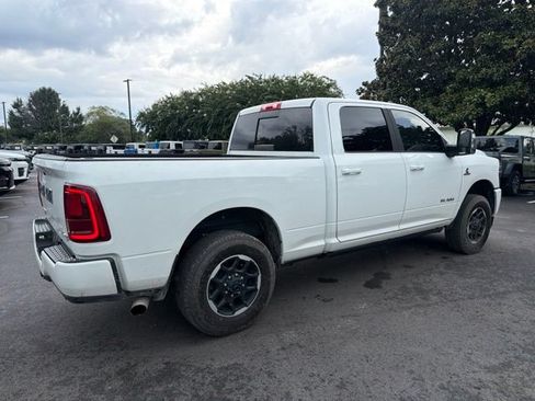Used 2025 RAM 2500 Laramie AWD/4WD image 4