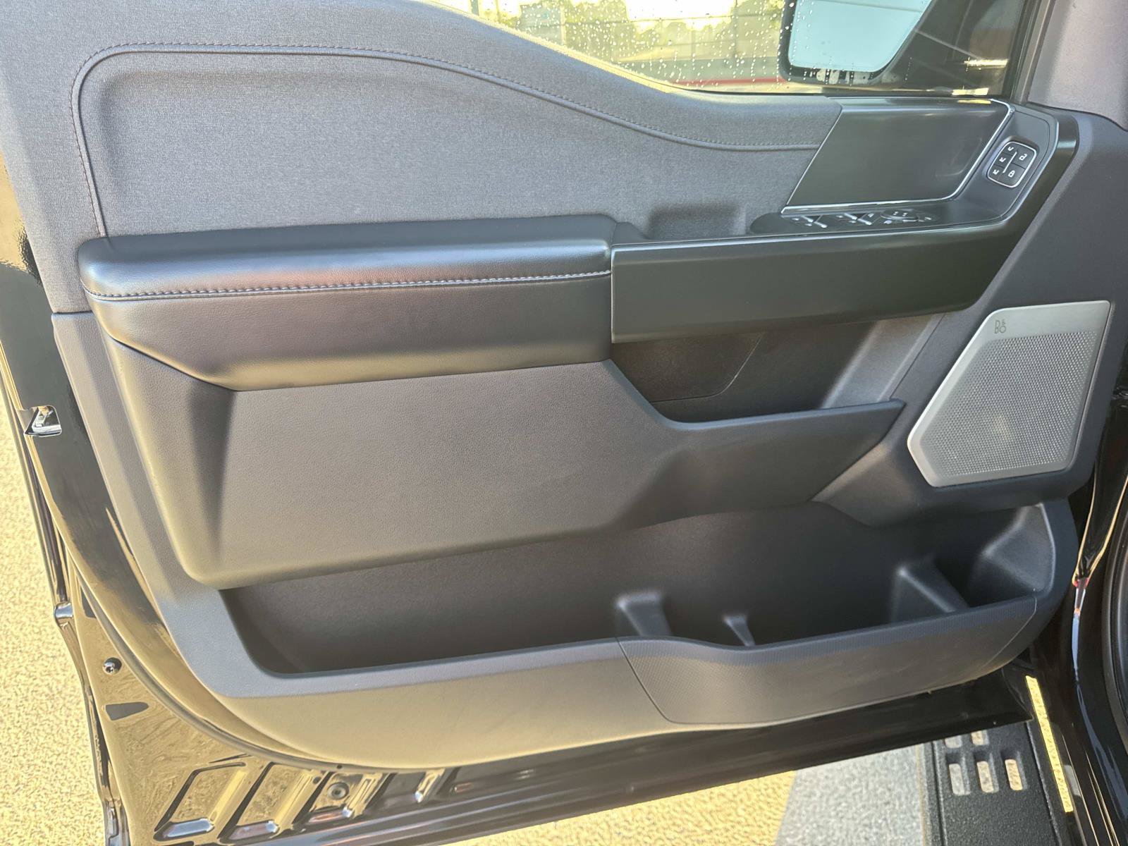 Used 2022 Ford F150 Raptor w/ Raptor 37 Performance Package AWD/4WD image 14