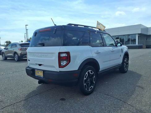 Certified 2024 Ford Bronco Sport Outer Banks w/ Tech Package AWD/4WD image 7