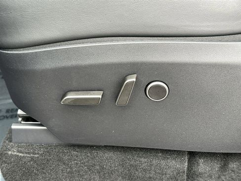 Used 2024 Tesla Model Y Long Range image 24