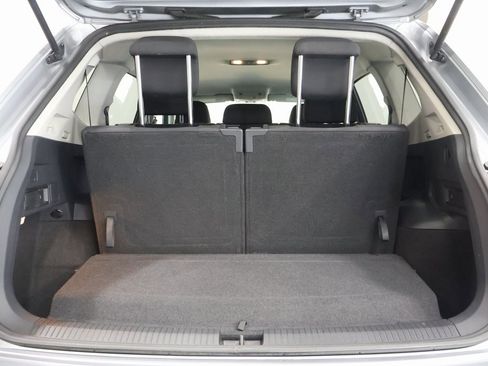 Used 2021 Volkswagen Tiguan S image 27