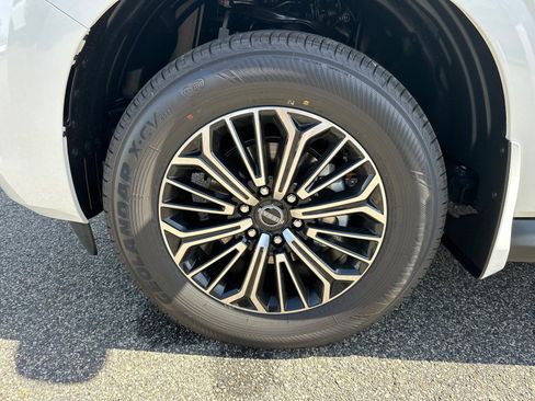 New 2026 Nissan Armada Platinum w/ Convenience Package AWD/4WD image 11