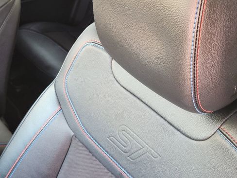 Used 2023 Ford Explorer ST w/ Equipment Group 401A image 17