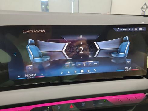 Used 2025 BMW X3 xDrive30i w/ Premium Package image 53