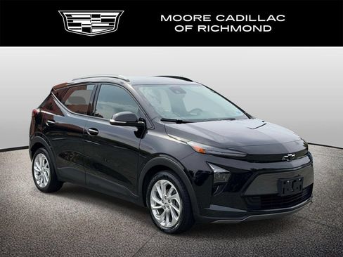 Used 2023 Chevrolet Bolt EUV LT w/ Driver Confidence Package FWD image 1