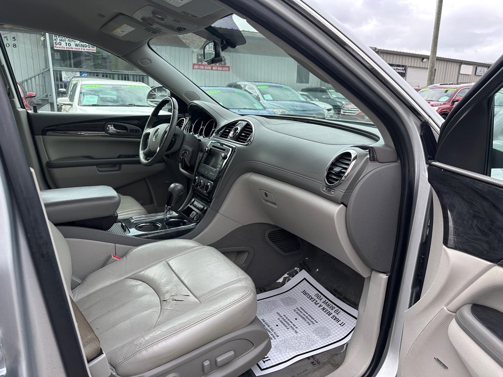 Used 2016 Buick Enclave Leather FWD image 12
