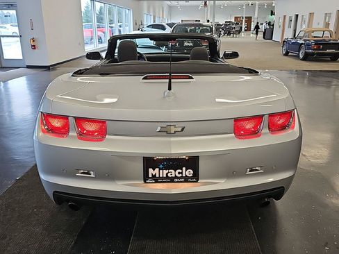 Used 2011 Chevrolet Camaro LT RWD image 24