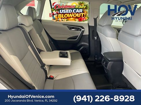 Used 2021 Toyota RAV4 XLE Premium FWD image 33