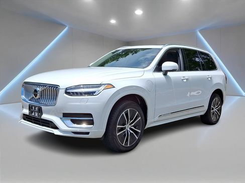 Used 2022 Volvo XC90 T8 Inscription Expression w/ Climate Package AWD/4WD image 1