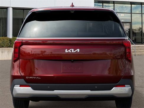 New 2026 Kia Carnival EX image 14