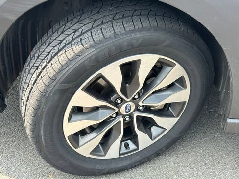 Used 2024 Subaru Outback Limited XT AWD/4WD image 40