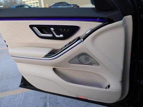 New 2026 Mercedes-Benz S 580 4MATIC Sedan image 36