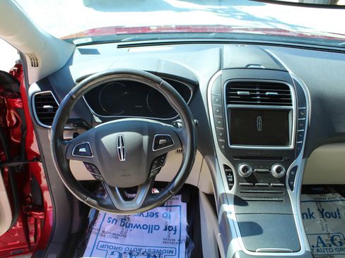 Used 2016 Lincoln MKX Reserve w/ Technology Package image 13