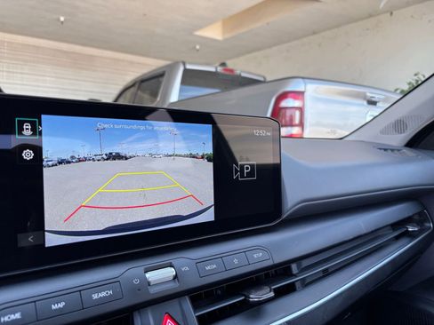Used 2025 Kia K4 FWD image 23