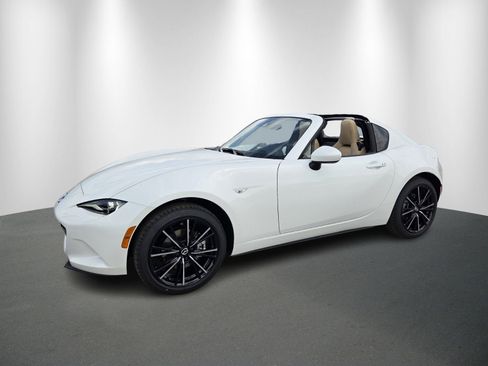 New 2026 MAZDA MX-5 Miata RF Grand Touring image 2