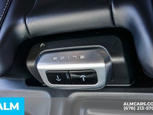 Used 2025 Ford Expedition Platinum AWD/4WD image 48