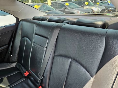 Used 2008 Mercedes-Benz E 350 4MATIC Sedan image 12