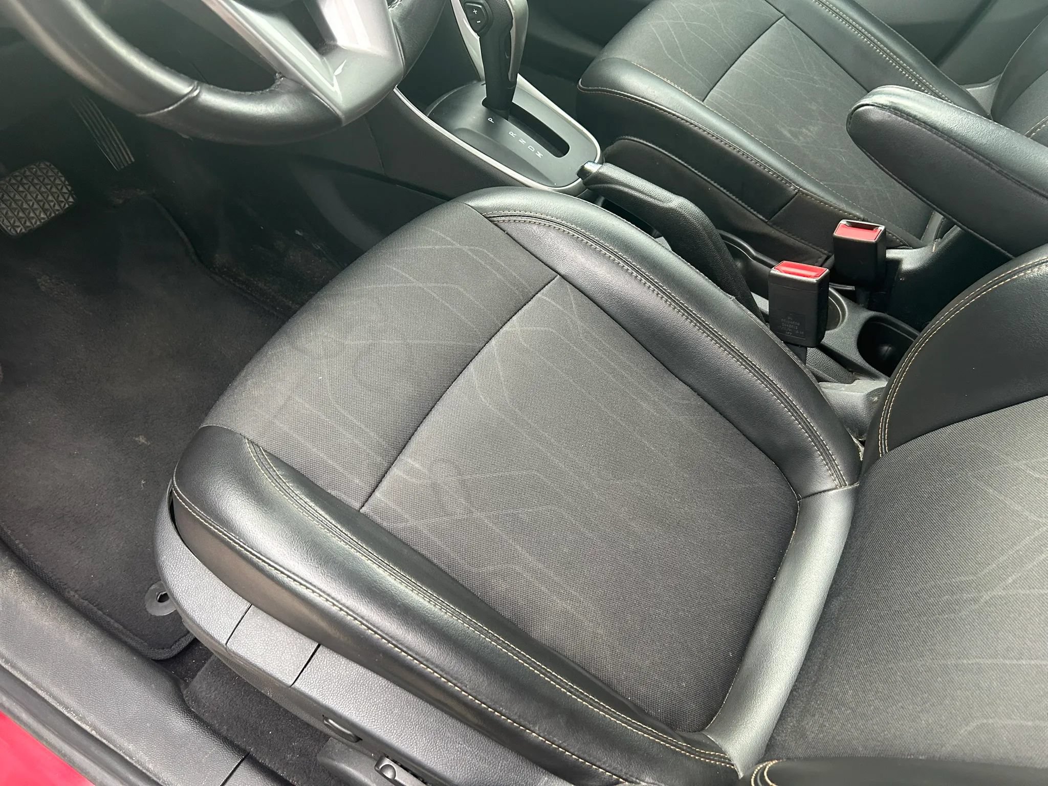 Used 2018 Chevrolet Trax LT w/ LT Convenience Package FWD image 10