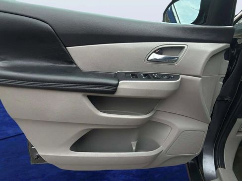 Used 2016 Honda Odyssey SE image 19