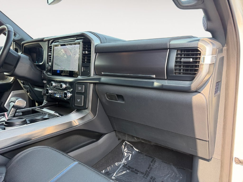 Used 2025 Ford F150 Platinum AWD/4WD image 12