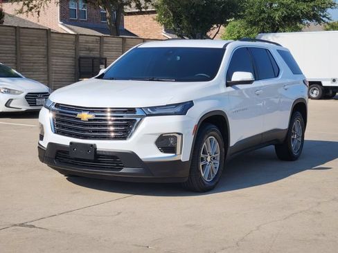Used 2023 Chevrolet Traverse LT FWD image 11