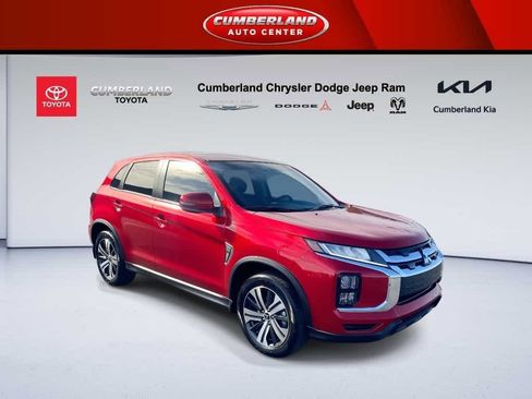 Used 2024 Mitsubishi Outlander Sport SE image 1