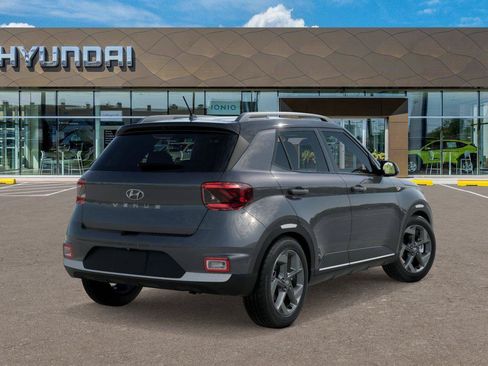 New 2026 Hyundai Venue SEL FWD image 4