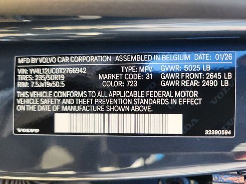 New 2026 Volvo XC40 B5 Plus w/ Climate Package image 25