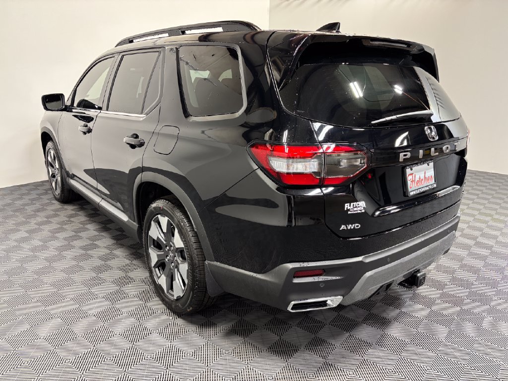 New 2026 Honda Pilot Elite image 4