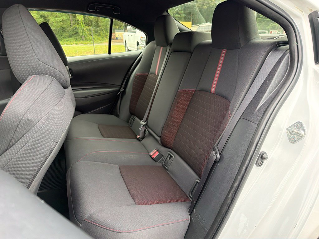 Used 2025 Toyota Corolla SE AWD/4WD image 18