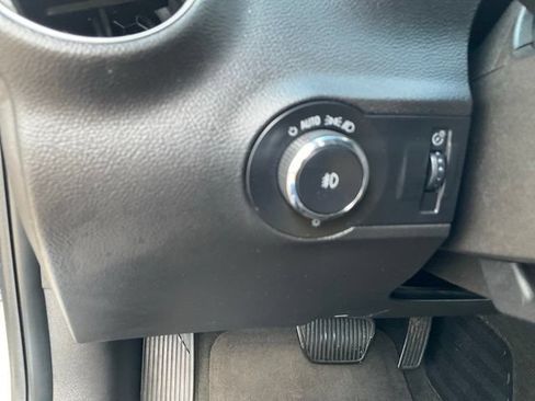 Used 2011 Chevrolet Camaro LT RWD image 7