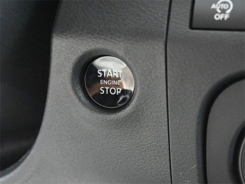 New 2026 Nissan Frontier SV w/ SV Convenience Package image 7