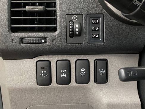 Used 2008 Toyota 4Runner Limited AWD/4WD image 13