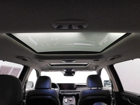 Used 2023 Hyundai Palisade Limited image 21