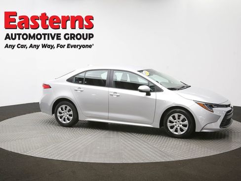 Used 2024 Toyota Corolla LE image 45