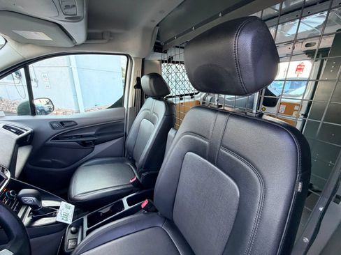 Used 2022 Ford Transit Connect XL FWD image 12