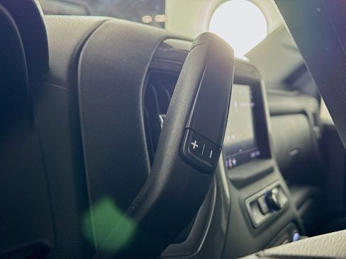 Used 2023 Chevrolet Silverado 1500 Custom image 11