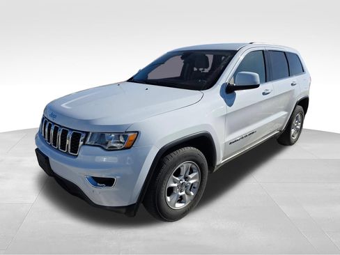 Used 2017 Jeep Grand Cherokee Laredo RWD image 1