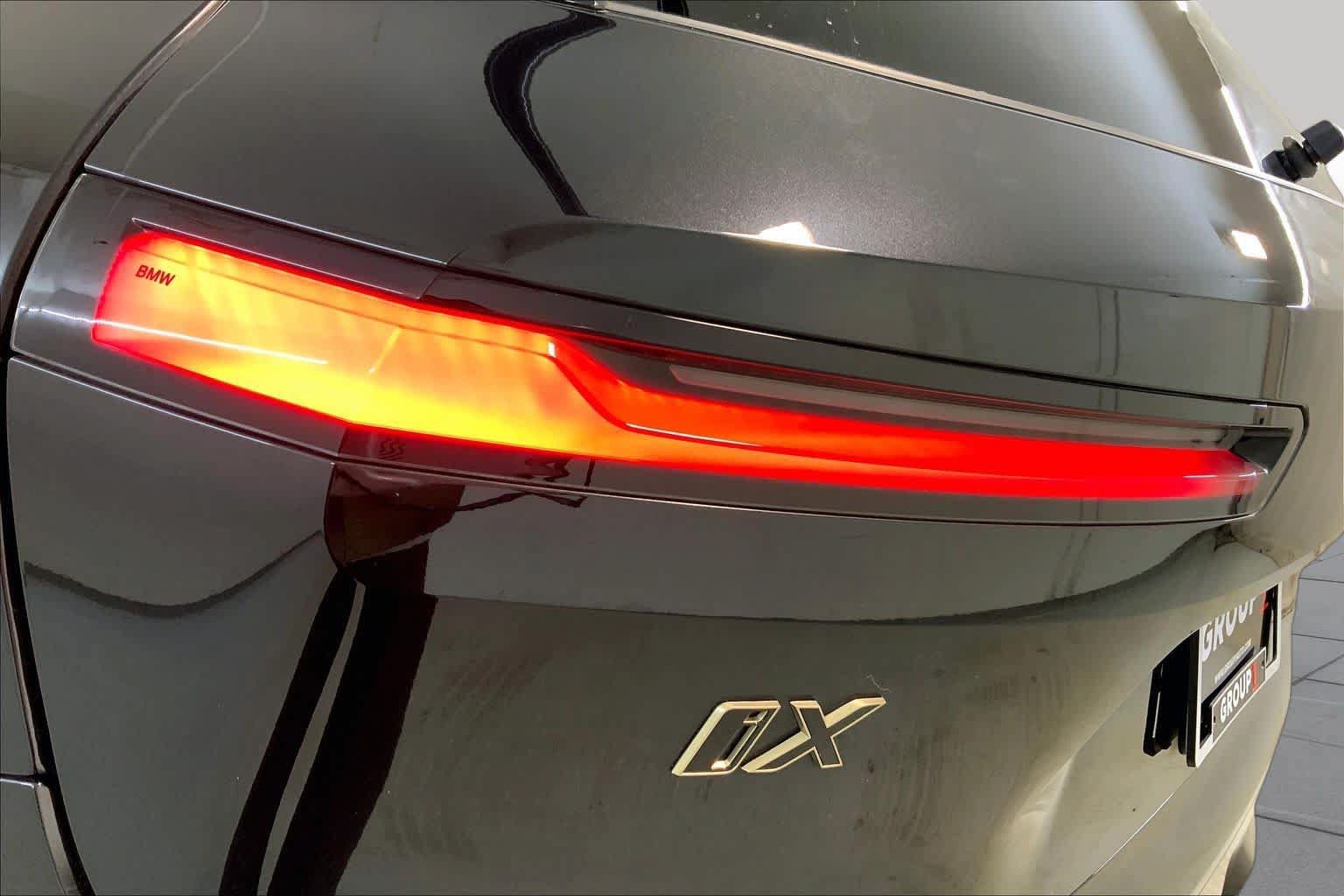 Used 2024 BMW iX M60 AWD/4WD image 28