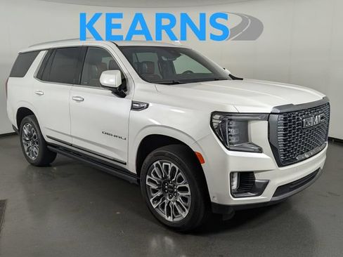 Used 2023 GMC Yukon Denali Ultimate AWD/4WD image 1