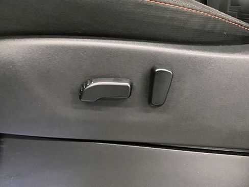 Used 2023 Nissan Frontier PRO-4X w/ Technology Package image 38