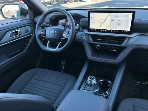 New 2026 Ford Explorer ST-Line w/ ST-Line Street Pack image 24