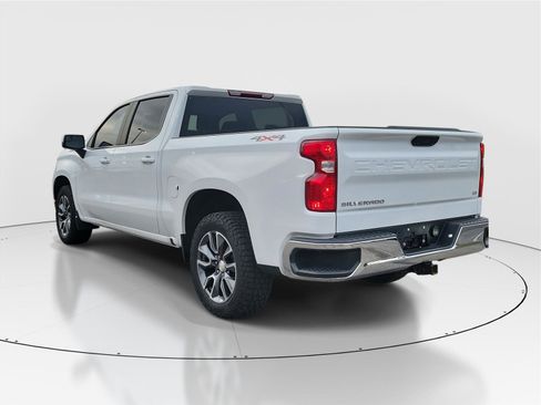Used 2023 Chevrolet Silverado 1500 LT image 3
