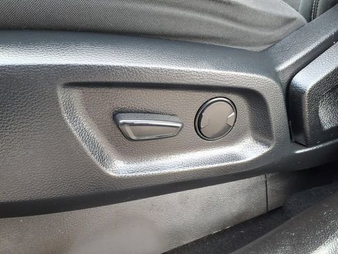 Used 2019 Ford Ranger XLT w/ Equipment Group 302A Luxury AWD/4WD image 4