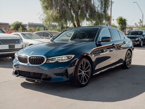 Used 2020 BMW 330i Sedan w/ Convenience Package RWD image 1