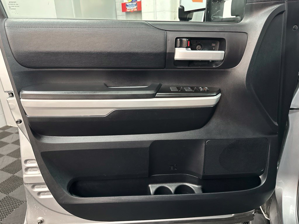 Used 2020 Toyota Tundra SR5 AWD/4WD image 18