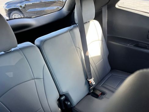 Used 2024 Buick Enclave Essence w/ Experience Buick Package image 30