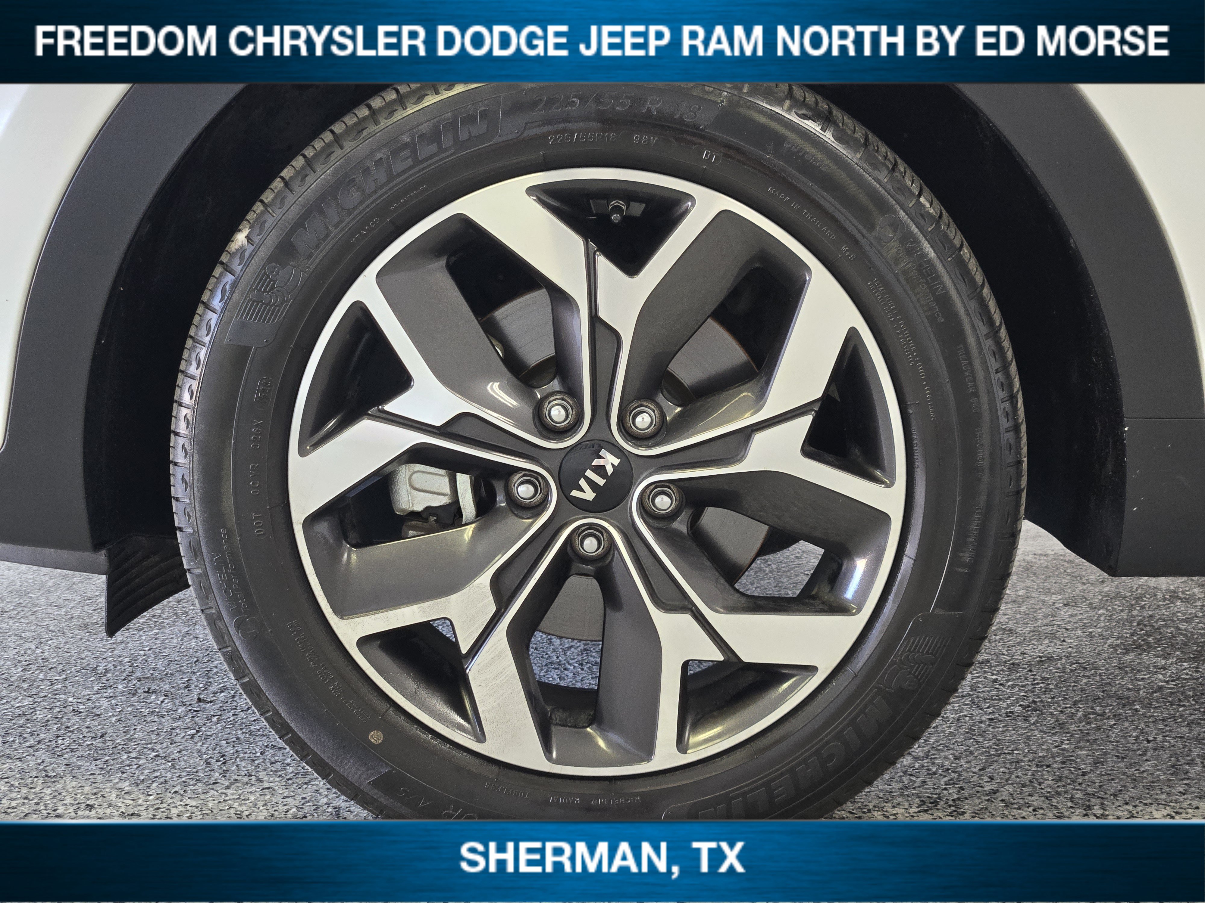 Used 2021 Kia Sportage EX w/ EX Technology Package FWD image 7